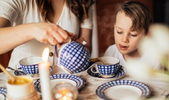 Ceaiuri pentru copii - Cum să îți convingi copilul să bea ceai?